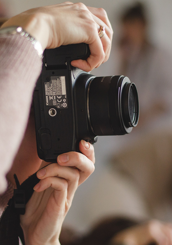 Photographe événementiel en reportage lors d’un événement